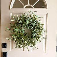 Groothandel Kunstmatige Olijfbladeren Groenblad Zijde Eucalyptus voor Bruiloft Hangende Achtergronddecoratie Hotel Achtergrond