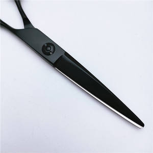 กรรไกรตัดผมอิโนเอะ คาซากิ ขนาด 6.0 นิ้ว กรรไกรซอยผม สแตนเลส สำหรับคนถนัดขวา ใช้ในงานเสริมสวย ใบมีดมาตรฐาน - Product Image 3