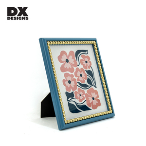 Cornice Portafoto in Legno MDF Blu DX Designs <span class=keywords><strong>con</strong></span> <span class=keywords><strong>Perline</strong></span> Dorate - Misure 4x6 5x7 8x10 A4, da Tavolo e da Parete - Product Image 3