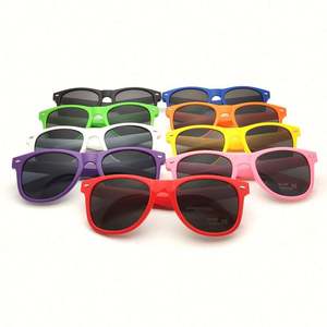 Gafas de Sol Promocionales Baratas al por Mayor con Logotipo Personalizado, Montura Cuadrada de Plástico Colorida para Hombre y Mujer - Product Image 4