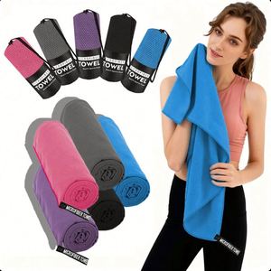 Serviettes de sport professionnelles à séchage rapide en microfibre pour les centres de fitness, disponibles en plusieurs tailles et couleurs - Product Image 1