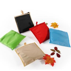 Bolsa de Compras Reutilizable Plegable Ecológica Personalizada con Patrón de Letras, Material de Poliéster, Color Personalizado - Product Image 3