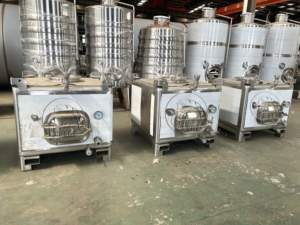 <span class=keywords><strong>Cuve</strong></span> de fermentation de vin rouge IBC 500L/1000L/1500L avec chemise de refroidissement à fossettes latérales, équipement de fermentation pour cave à vin - Product Image 3