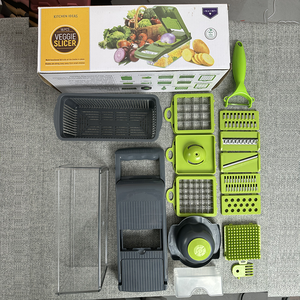 Più Venduto su Amazon NUOVO Tagliaverdure Mandolina Multifunzione 16 in 1 per Cucina Affetta Verdure e Cipolle - Product Image 4