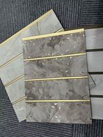 Nouveaux produits explosifs taille 300*7 Ps panneau mural panneau mural en Grain de bois intérieur grille à quatre grilles feuille de panneau mural