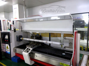 <span class=keywords><strong>Precio</strong></span> <span class=keywords><strong>de</strong></span> fábrica Crystal Sky Blue PET PVC <span class=keywords><strong>Auto</strong></span> Wrap Rollo <span class=keywords><strong>de</strong></span> vinilo <span class=keywords><strong>Cambio</strong></span> <span class=keywords><strong>de</strong></span> color y autocuración Car Wrap para el cuerpo - Product Image 5