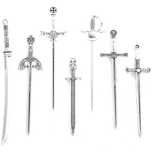Set di 7 <span class=keywords><strong>Ciondoli</strong></span> in Lega Metallica <span class=keywords><strong>Argento</strong></span> Antico a Forma di Arma da Gioco Spada Lunga per Segnalibri e Creazione di Gioielli 60mm - Product Image 5