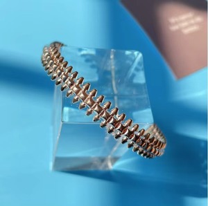 Novedades Popular Pulsera de bala de diamante de circón 5A de cobre chapado en oro de alta calidad para mujer - Product Image 5