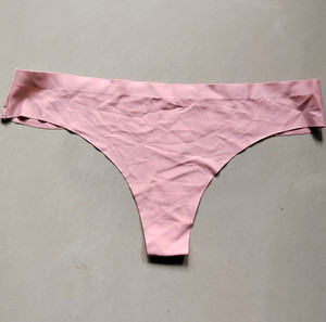 กางเกงชั้นในแบบธองไร้รอยต่อคละแบบ - Product Image 5