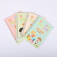 Lot de 4 cahiers de calligraphie magiques réutilisables pour enfants d'âge préscolaire, en spirale, pour l'apprentissage de l'écriture en portugais - Vente Flash