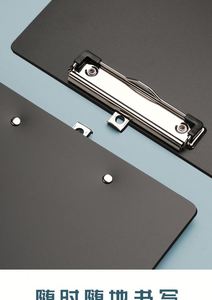 Bloc-notes A4 avec clip – Fournitures de bureau et scolaires en gros pour documents, contrats et travaux artistiques - Product Image 2