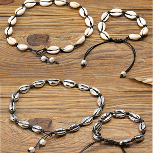 Colar de Conchas Cowrie Trançado em Corda Preta para Mulheres e Homens, Joias de Verão - Product Image 2