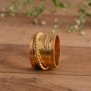 Anillo Giratorio Hecho a Mano con Bisel de Latón Chapado en Oro de 14K, Diseño de Hoja, Joyería Moderna Unisex para Meditación y Alivio de la Ansiedad - Product Image 5