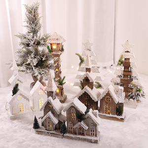 LINGKAI Village de Noël en bois floqué avec lumières LED, mini cabane rustique en bois, décoration de table pour les fêtes - Product Image 1