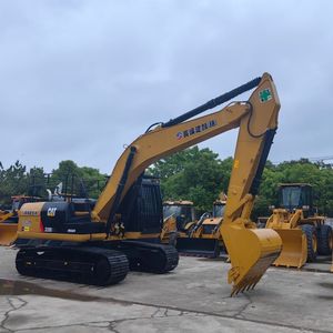 Excavatrice Caterpillar 320D2L d'occasion, 20 tonnes, modèle 2023, moteur et pompe inclus, prix bas, excavatrice d'occasion certifiée ISO CE EPA - Product Image 1
