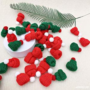Mini chapeau tricoté <span class=keywords><strong>de</strong></span> noël noël nouvel an mignon créatif doigt chapeau pendentif bricolage décoration cadeau - Product Image 2
