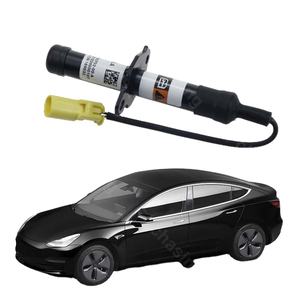 ชิ้นส่วนรถยนต์ชิ้นส่วนตัวถังรถยนต์โลหะผสมด้านหน้าHood Lift Actuatorเหมาะกับ 1735702-00-AสําหรับTeslay <span class=keywords><strong>Tesla3</strong></span> รุ่น 3 Y 2017-2023 - Product Image 1