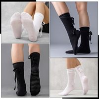 Chaussettes de Pilates et de ballet blanches personnalisées antidérapantes de haute qualité avec nœud, chaussettes de danse et de yoga à nouer avec grip et nœud papillon