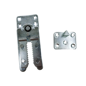 Connecteur de canapé Lu Ye 135 mm en métal galvanisé pour l'assemblage et la fixation de meubles - Product Image 1
