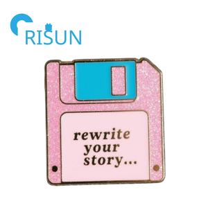 Vente en gros, Épinglette rétro en émail, insigne pour jeux d'ordinateur, bijoux, broches, insigne personnalisé pour <span class=keywords><strong>disquette</strong></span>, disque émaillé - Product Image 2