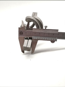 Componentes ornamentales con cesta de hierro forjado de alta calidad para accesorios y barandilla - Product Image 3