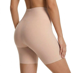 En gros Shorty gainant invisible rembourré pour rehaussement des fesses, taille mi-haute, effet ventre plat, amincissant les cuisses, avec coussinets de fessier - Product Image 2