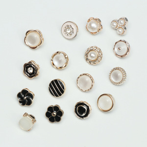 Bouton en cristal <span class=keywords><strong>de</strong></span> haute qualité, boutons <span class=keywords><strong>de</strong></span> coquille <span class=keywords><strong>de</strong></span> bouton en diamant, vente en gros - Product Image 1