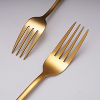 Lage Prijs Goedkope Elegante Bbq Roestvrij Vork Goud Zilver Roze Kleurrijk Kerstdiner Fruit Steak Dessert Vork