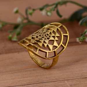 Anillo Midi de Plata Chapado en Oro de 14K con Patrón Geométrico Boho de Lujo para Mujer - Product Image 3