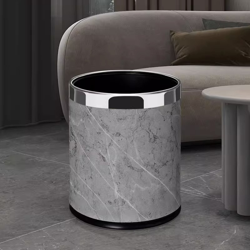 14L High-Grade Gray Marble with Silver Ring