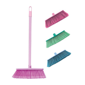 Vente en gros d'outils de nettoyage ménager Balais Brosse à poils en plastique et manche en bâton Balai