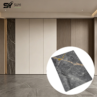 Panneaux muraux en PVC à motif marbré brillant UV de luxe moderne pour la décoration intérieure des maisons, des hôtels et des villas