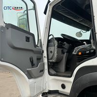 Promotion : Camion-grue HOWO 6X4 400HP 16T avec pneus 12.00R20, conduite à droite, pour levage de marchandises en entrepôt, destiné à la Zambie