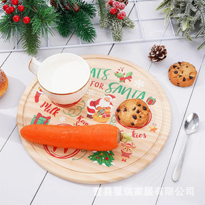 Tabla de cortar redonda de madera navideña, color madera natural, diseño de Santa Claus, plato para aperitivos para uso festivo. - Product Image 2