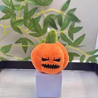 Porte-clés mini citrouille en peluche, pendentif de poupée dessin animé Jack Face, en tissu doux, décoration de sac à dos pour les fêtes, cadeau de Noël