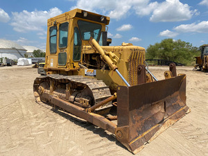 Bulldozer Caterpillar d'occasion D6D/D7G/D9N, moteur EPA, capacité de bulldozing de 2 m3, garantie de 6 mois, prix bas, à vendre - Product Image 3