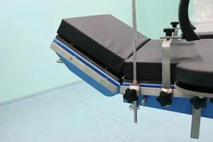 Lit chirurgical électrique de luxe à 5 fonctions, table chirurgicale ophtalmique, table d'opération, lit de salle d'opération, garantie de 2 ans, CE&ISO - Product Image 6