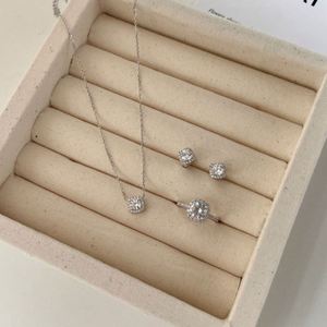 สร้อยคอเงินแท้ 925 ดีไซน์คลาสสิกจาก Dylam Jewelry ประดับด้วยเพชรคิวบิกเซอร์โคเนีย 5A สีสันสดใส พร้อมจี้หินประจำเดือนเกิด 12 เดือน - Product Image 6
