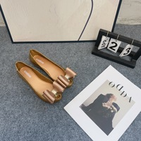 Nouveau modèle 2026 Sandales d'été confortables à enfiler en PVC, style princesse, à bout ouvert, avec nœud, pour la plage et l'extérieur