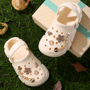 Sepatu Clogs Anak Perempuan, Sandal Taman Anti-Selip untuk Luar Ruangan, Sepatu Pantai Lunak Anak Laki-Laki untuk Dalam Ruangan, Sepatu Kartun Berujung Tertutup, Sandal Lucu Berlubang - Product Image 6
