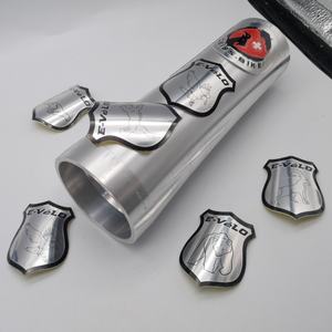 Autocollants personnalisés en relief à forte adhérence pour vélos électriques – Conception de badges et emblèmes – Fabrication chinoise - Product Image 1