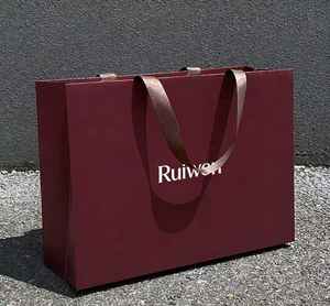 Sacs en papier de luxe personnalisés avec logo imprimé pour petites entreprises, idéaux pour l'emballage de vêtements et de cosmétiques, avec poignées – Offre Spéciale - Product Image 6