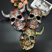 Masque de crâne d'horreur d'Halloween avec cornes, masque de guerrier sanglant en plastique pour jeu CS, masque de carnaval, couvre-chef, salle secrète, maison hantée, COS
