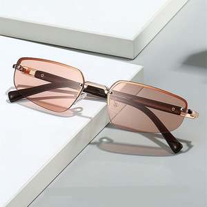 Lunettes de soleil vintage 2025 personnalisées avec logo, demi-montures punk pour hommes et femmes, protection UV400, style œil de chat Y2K sans monture - Product Image 1