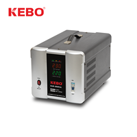 Régulateur de tension AVR haute efficacité HUR-8000VA monophasé 220V affichage LED cuivre large gamme de tension pour une utilisation à domicile