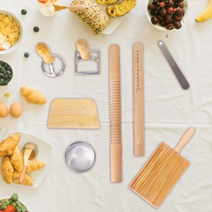 Ensemble de 9 pièces de boulettes italiennes Ensemble d'outils pour la fabrication de pâtes comprenant un coupe-pâtes en bois Grattoir à pâte Rouleau à pâtisserie Séchoir à pâtes - Product Image 5