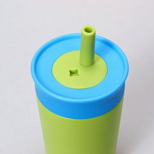 Bouteille d'eau isotherme en acier inoxydable de 20 oz pour enfants, sans BPA, écologique, personnalisable, avec paille en silicone, idéale pour les voyages - Product Image 3