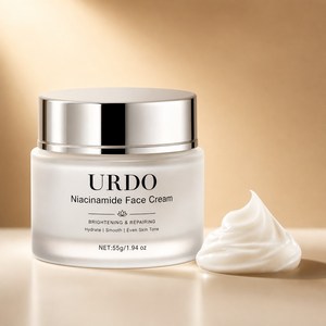 Crème <span class=keywords><strong>Visage</strong></span> Éclaircissante à la Niacinamide et à l'Alpha Arbutine pour les <span class=keywords><strong>Taches</strong></span> Pigmentaires et les <span class=keywords><strong>Taches</strong></span> <span class=keywords><strong>Brunes</strong></span>, Soin Éclaircissant, OEM, Marque Privée, Vente en Gros - Product Image 1