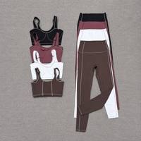 Ensemble de yoga 2 pièces pour femme : Legging taille mi-haute et brassière de sport unie avec logo frontal – Idéal pour le Pilates, la gym, l'entraînement et le fitness – Col en V