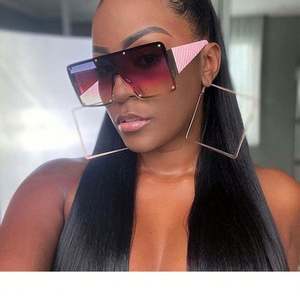 Lunettes de soleil carrées surdimensionnées pour femmes avec logo personnalisé, verres dégradés, protection UV400, monture monobloc - Product Image 3